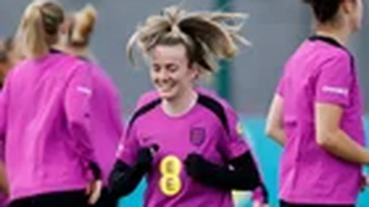 2026女足世预赛惨败西班牙后，劳伦·亨普发声：英格兰队如何从失意数据中